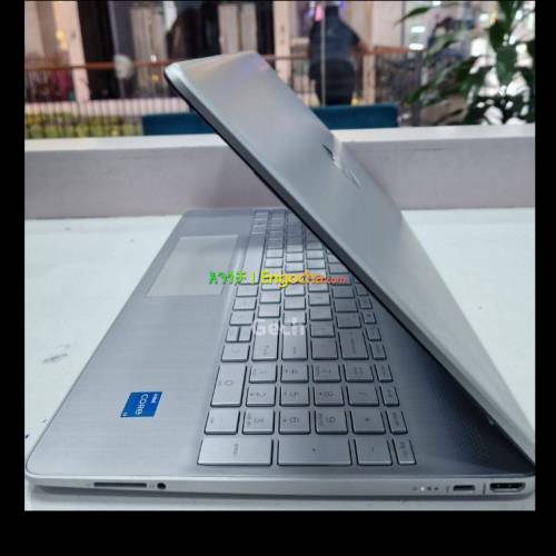 ️Hp Laptop 15 11th Gen️Intel® Core™ i3 11th! generationGeneration- 11thstorage ፡ 512 GB S